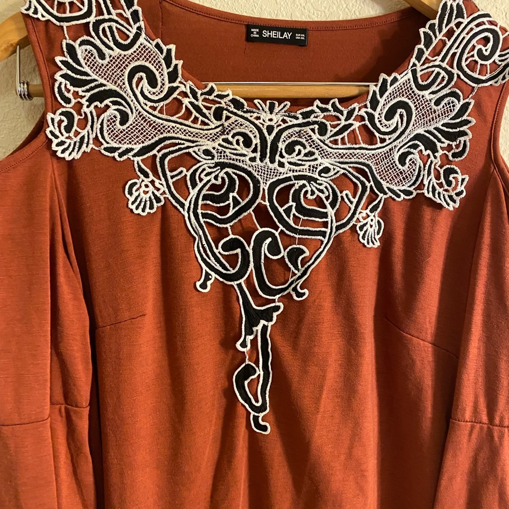 sheilay red long sleeve top XXL